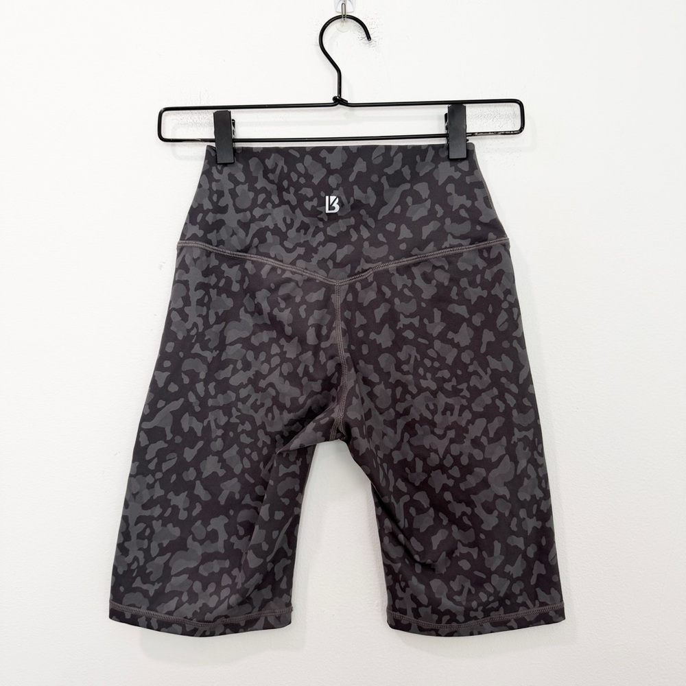 BuffBunny Harley Bike Shorts In Gray Animal Print Size Small - Picture 3 of 6